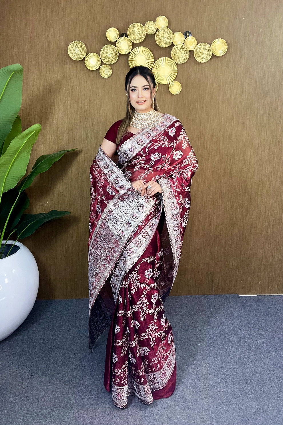 Merun jemi Chu Georgette party Saree